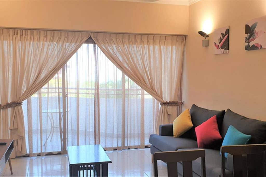 Poolview Resort Batu Ferringhi 502 - 2 Rooms Exterior foto