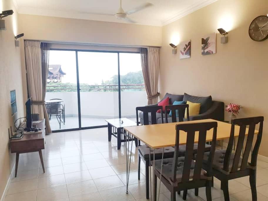 Poolview Resort Batu Ferringhi 502 - 2 Rooms Exterior foto